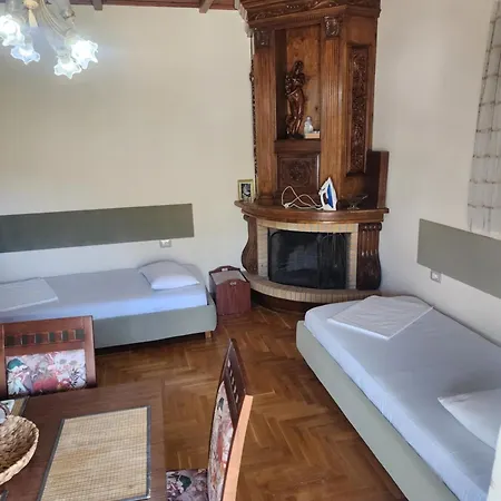 Apartment Altini *